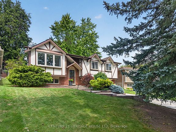 3rd image of 74 Cherry Hill Dr