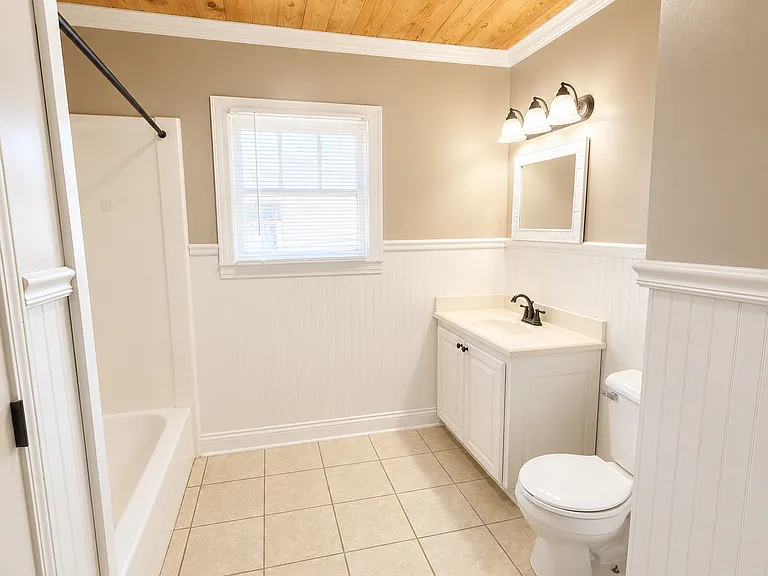 515 Ledoux St — Photo 8