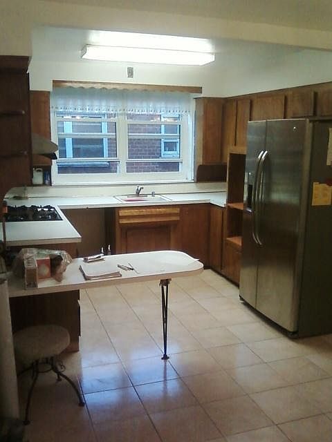 1st image of 925 50th St Floor 2
