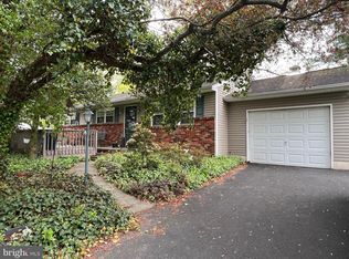 207 Three Mile Run Rd, Sellersville, PA 18960