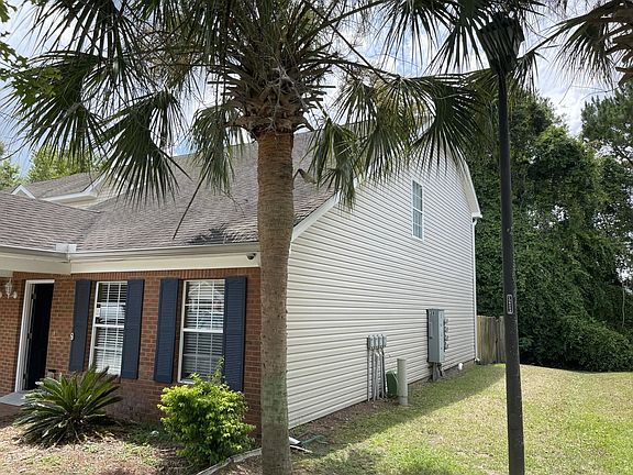2nd image of 28A Guinevere Ln