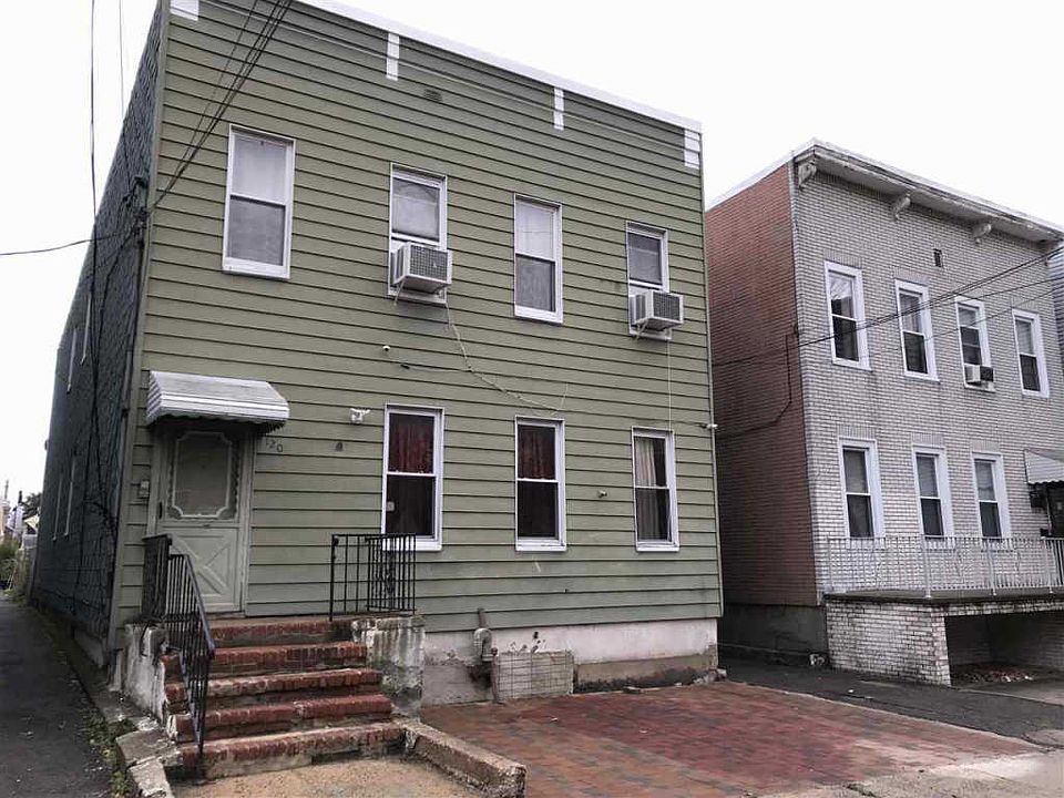 1st image of 120 W 23rd St