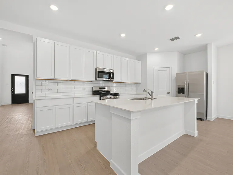 1209 Misty Brook Dr — Photo 6