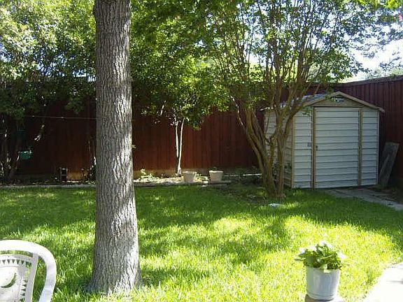3rd image of 2117 Vail Dr