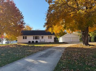 3723 Us Business 20 W, Freeport, IL 61032