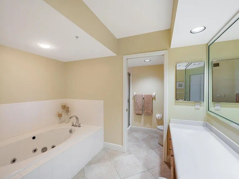 20 Seagate Dr #803 — Photo 28