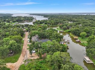 162 Indian Gap Dr, Mabank, TX 75156