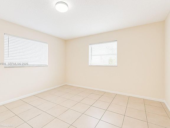 5th image of 2645 SW 28th Ct