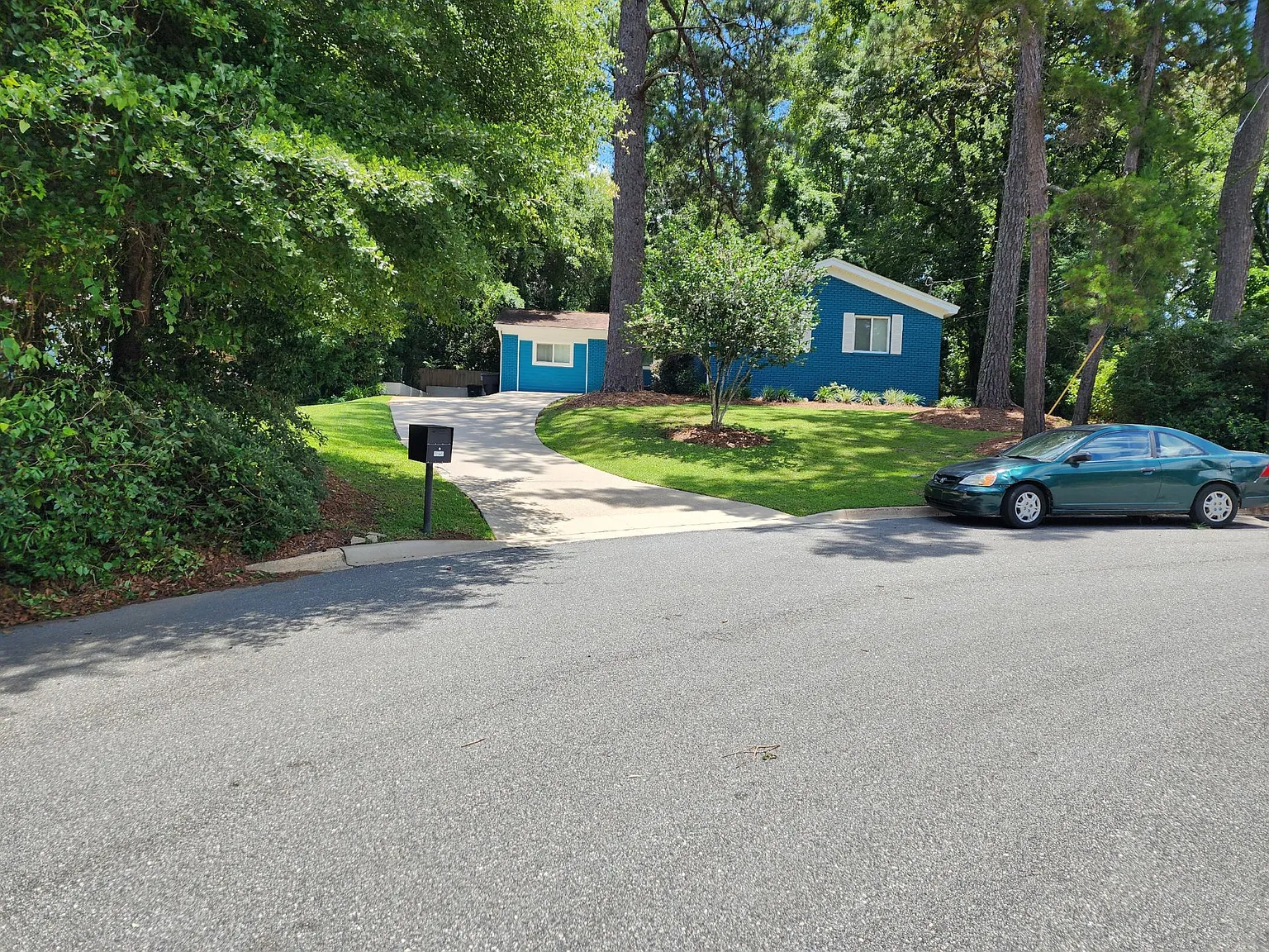 5 bed, 1894 sqft, $2,600 — Photo 1