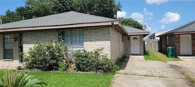 3 bed, 2.0 bath, 1200 sqft, $1,400 — Photo 2