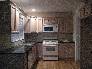 4th image of 226 Claremont Ave