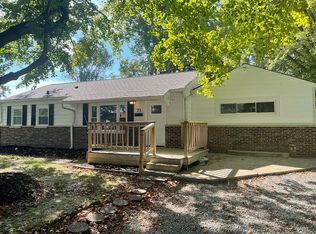 71 Circle Dr, Mooresville, IN
