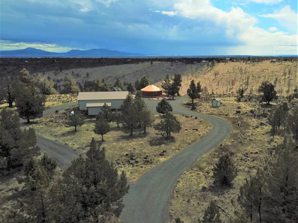 12321 SW Airfield Ln, Culver, OR 97734