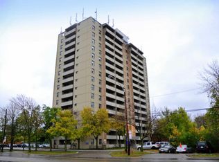 Bell Manor Apartments, Hamilton, ON L8E 3P5