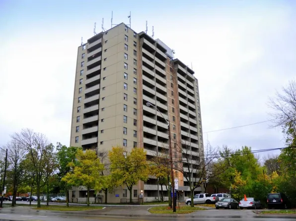 Bell Manor Apartments