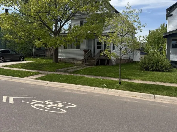 805 Vaughn Ave, Ashland, WI 54806