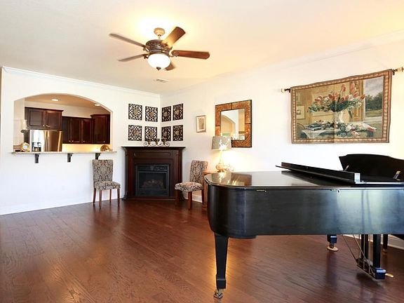 Knightsbridge Ct 57 - 3 of 25