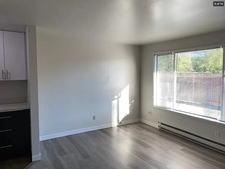 703 Woodford Ave N #2A — Photo 5