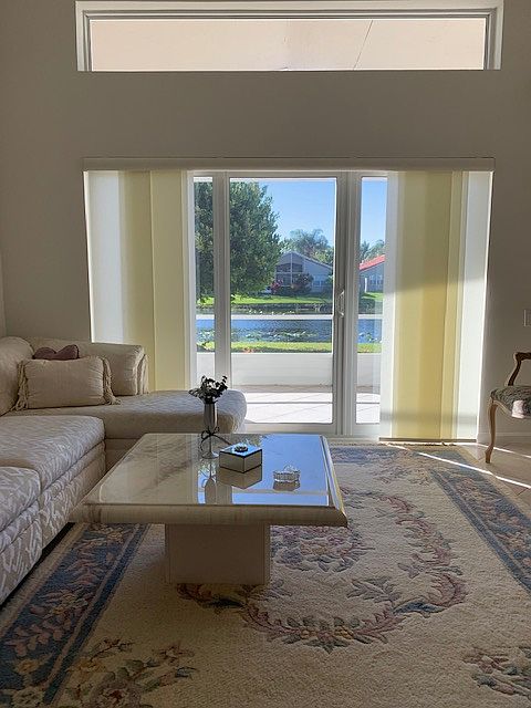 1st image of 6582 Sherbrook Dr