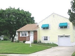 1st image of 209 Lauren Dr