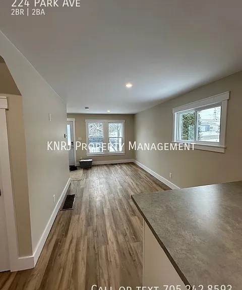 224 Park Ave — Photo 8