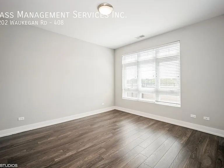 1202 Waukegan Rd, Glenview, IL — Photo 25