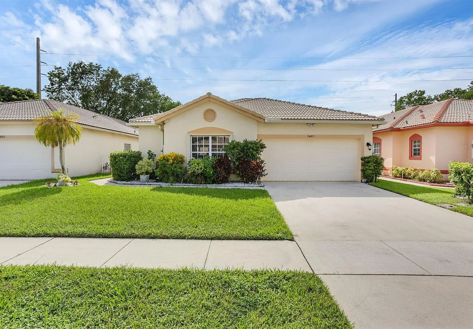 3 bed, 2.5 bath, $3,400 — Photo 1