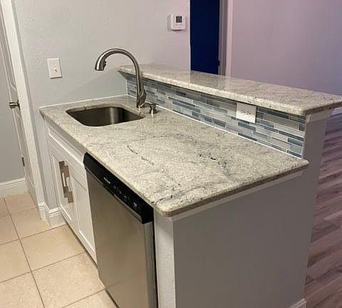 3rd image of 5024 Park Central Dr #513