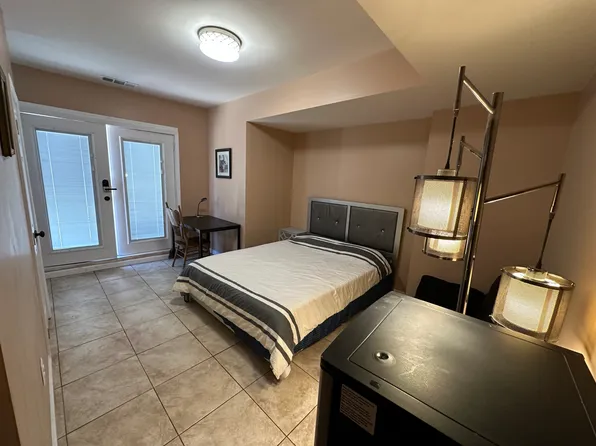 749 S Peachtree Ln, Covina, CA 91723