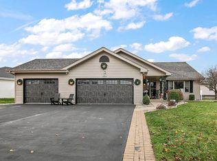 1472 W Cap Cir, Bourbonnais, IL 60914