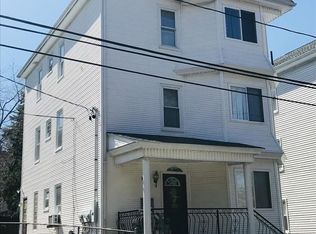 129 Chace St, Fall River, MA 02724