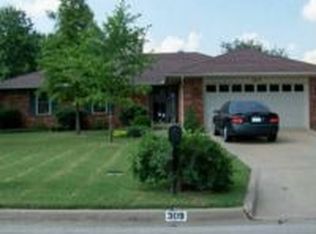 309 Beaumont Dr, Ardmore, OK 73401