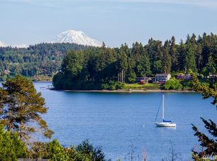 22502 100th Pl SW, Vashon, WA 98070