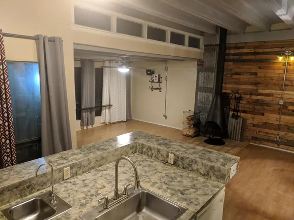 5916 Lago Vista Way #B-15, Lago Vista, TX 78645