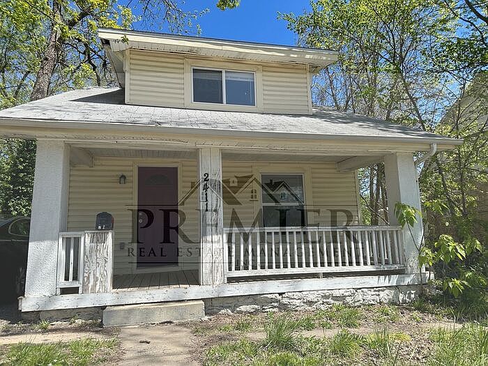 1st image of 2411 S Sterling Ave