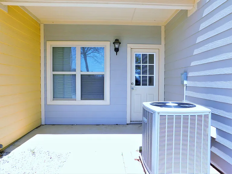 5404 Dolores Pl — Photo 25