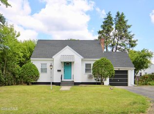 96 Linda Ln, Schenectady, NY 12304
