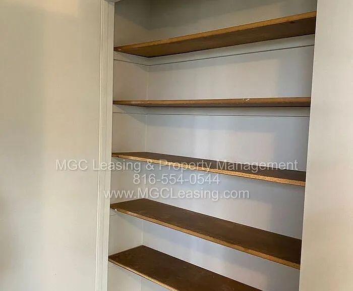 515 Sky Vue Dr #C — Photo 6