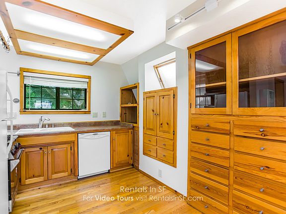 4th image of 2021 22nd St #B