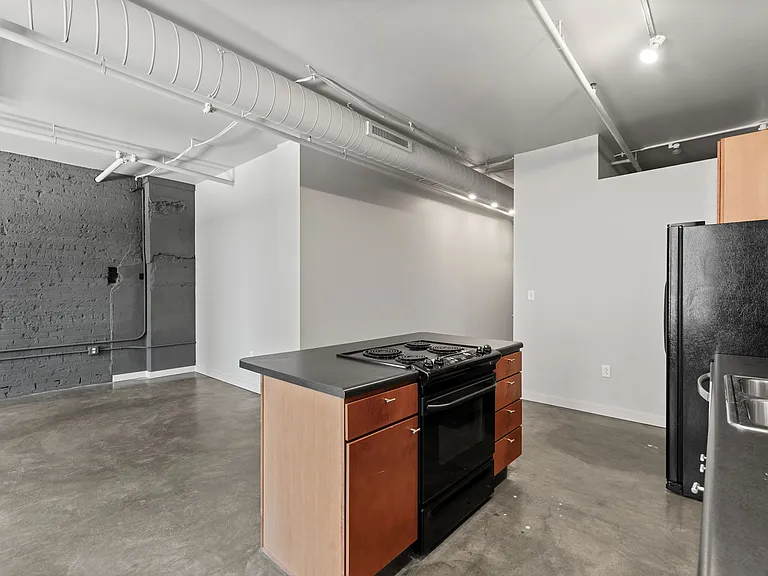 1006 Olive St #701 — Photo 13