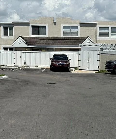 4590 SW 68th Court Cir #8 — Photo 43