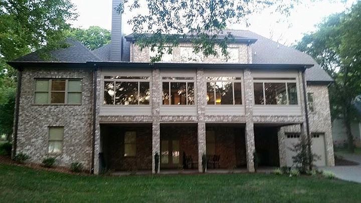 2nd image of 240 Lake Terrace Dr