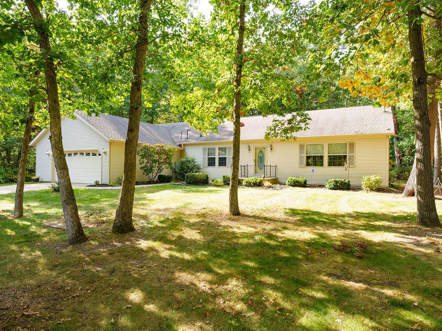 64800 Winterwoods Dr, Lawton, MI 49065 Zillow