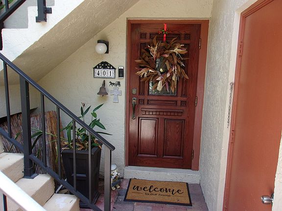5th image of 1779 NE 40th Place #401