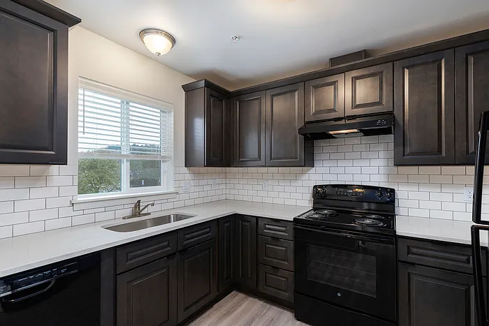 2 bed, 1.0 bath, 650 sqft, $1,525 — Photo 3