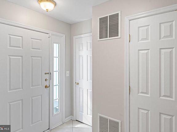 2nd image of 15782 Nimes Ct