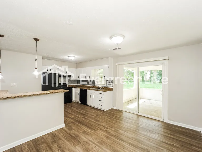 3655 Leisure Ln — Photo 6