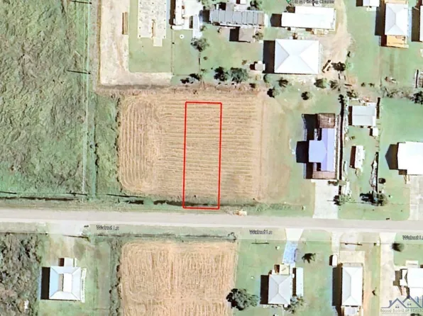 10 Walnut Ln, Grand Isle, LA 70358