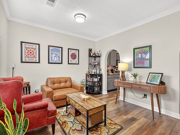 4th image of 5132 Southfork Blvd