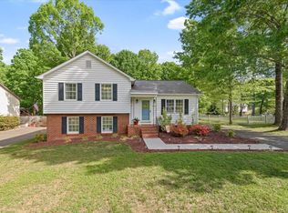 2098 Sunburst Rd, Evington, VA 24550